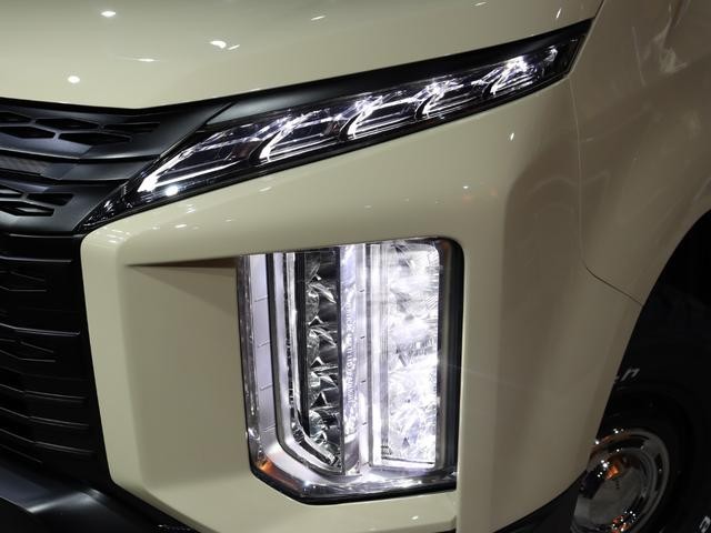 0505201A30260718W00116.jpg