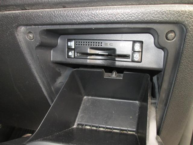 0560133A30261027W01611.jpg