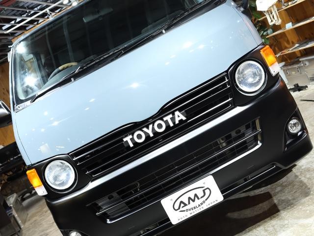 0505201A30260830W00112.jpg