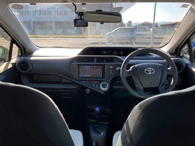 0940096A30260427W00101.jpg