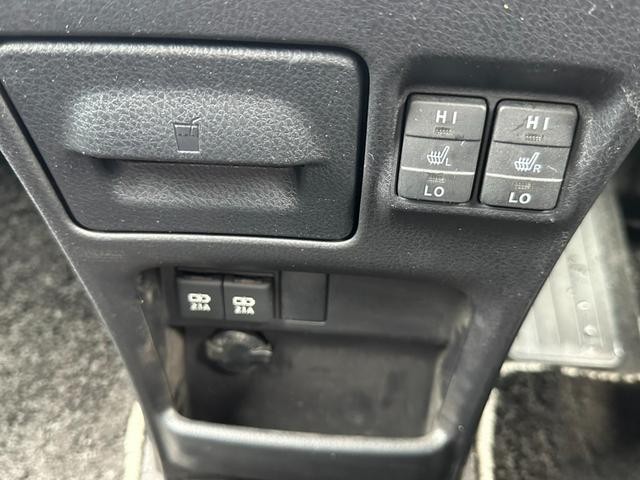 0507054A30260813W00114.jpg