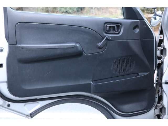 21849075_carP_l_8.jpg