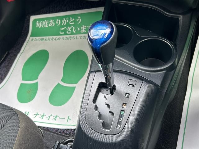 0403499A30260803W00106.jpg