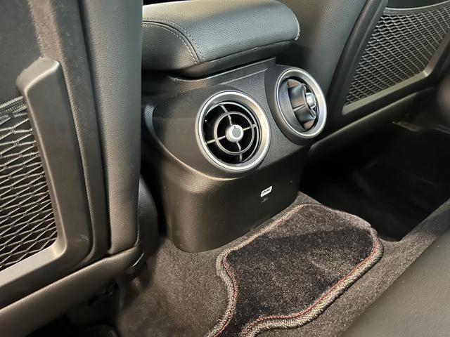 26252286_carP_l_13.jpg