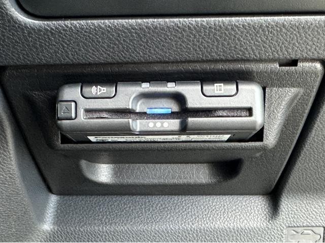 26940497_carP_l_8.jpg