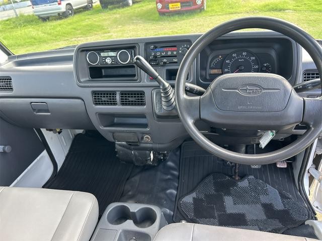 0803751A30261005W00219.jpg