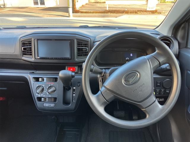 0230008A30261026W00101.jpg