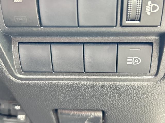0403506A30260803W00408.jpg