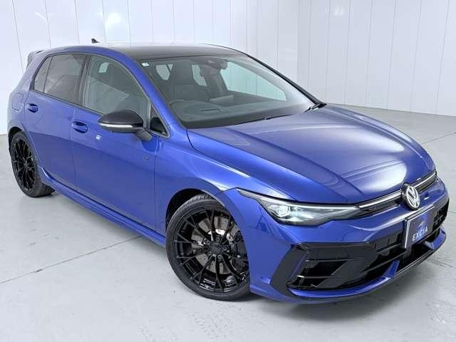 9572589A30260915W00313.jpg