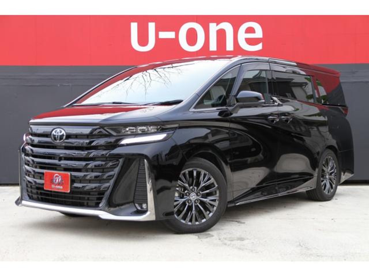 2024 Toyota Vellfire, photo 1 of 1