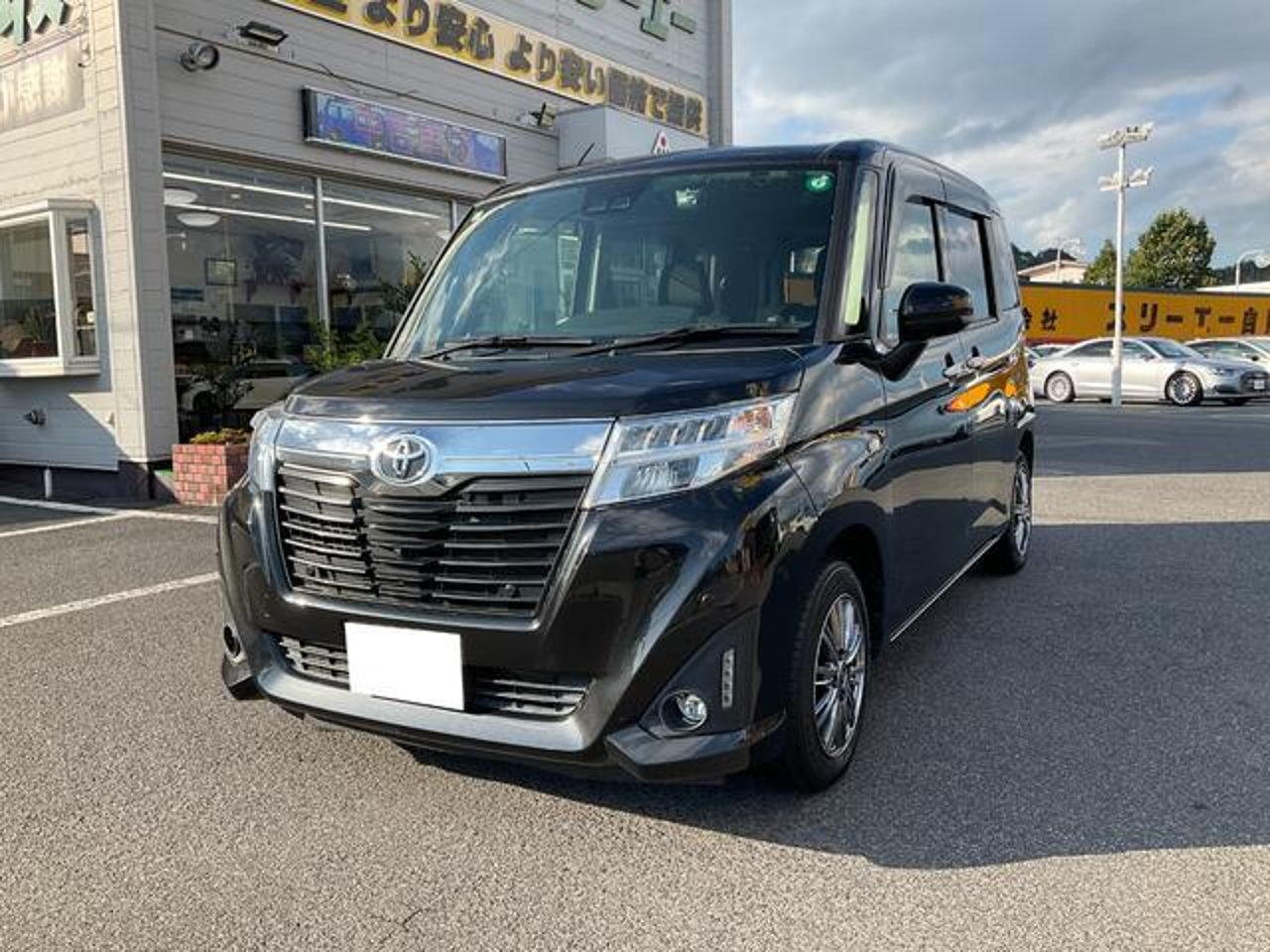 2019 Toyota Roomy, photo 1 of 1