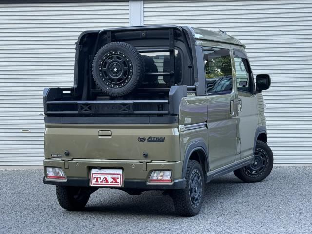 24245166_carP_l_3.jpg