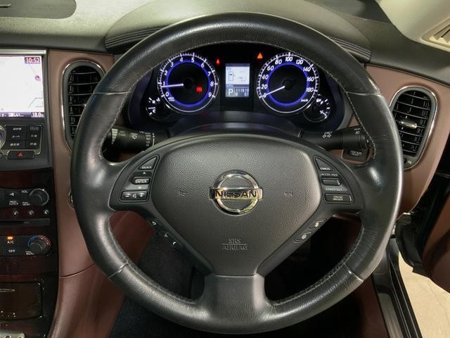 26167801_carP_l_8.jpg