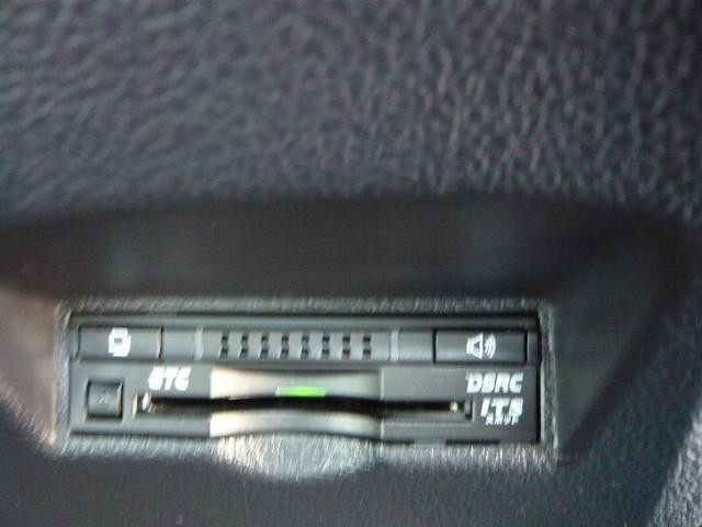 0500692A30260816W00112.jpg