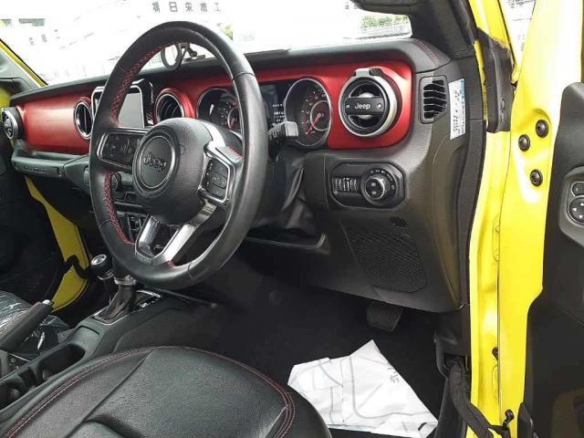 24522062_carP_l_15.jpg