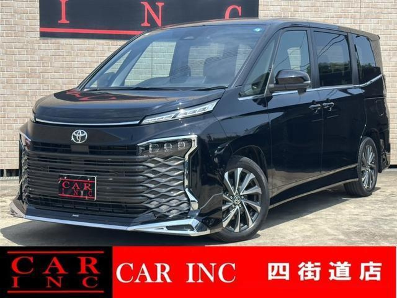 2024 Toyota Voxy, photo 1 of 1