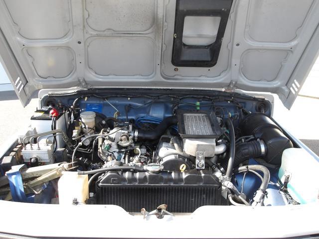 0706597A30260219W00218.jpg