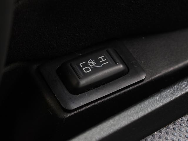 0300150A30260907W00116.jpg