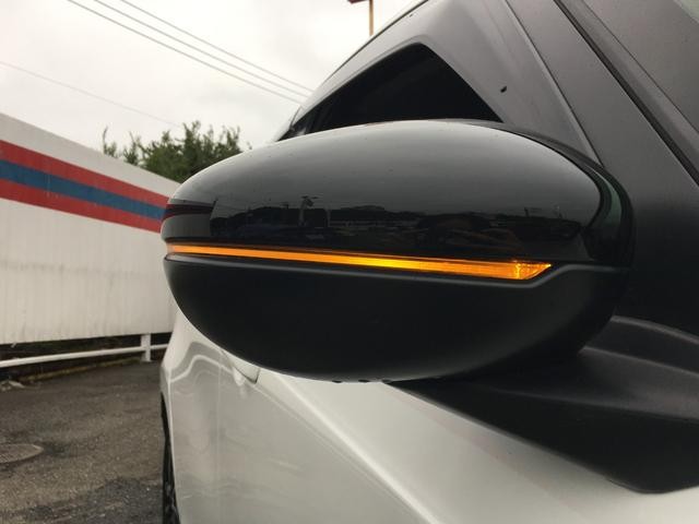 0502422A30260927W00214.jpg