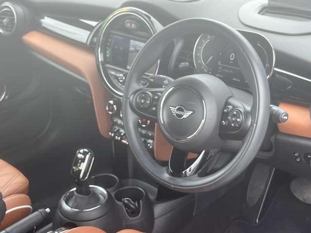 26426968_carP_l_3.jpg