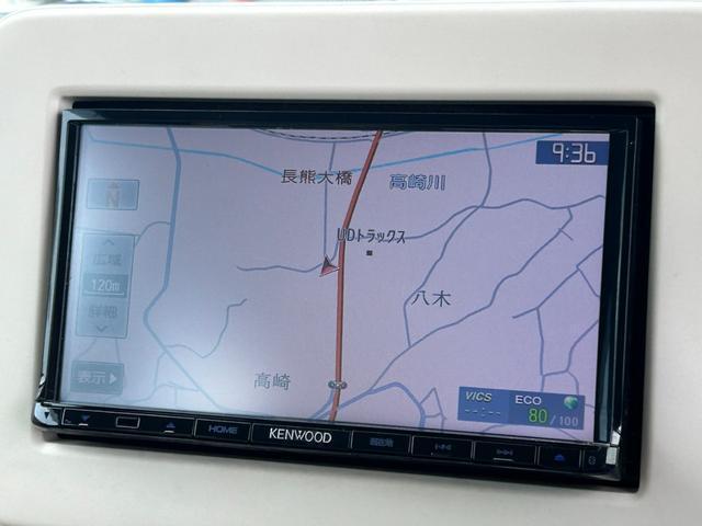 23376690_carP_l_3.jpg