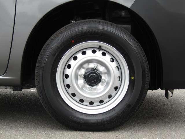 23392877_carP_l_11.jpg