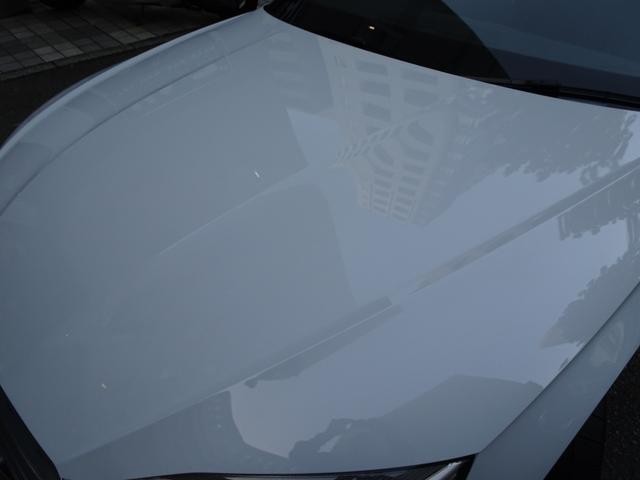 0560038A30261027W00112.jpg