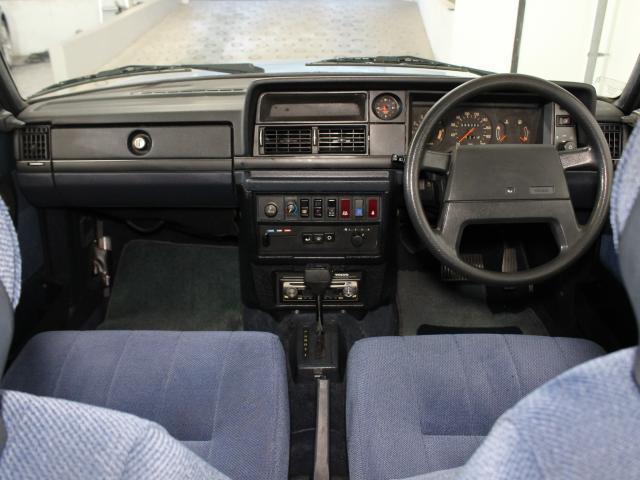 24139249_carP_l_3.jpg
