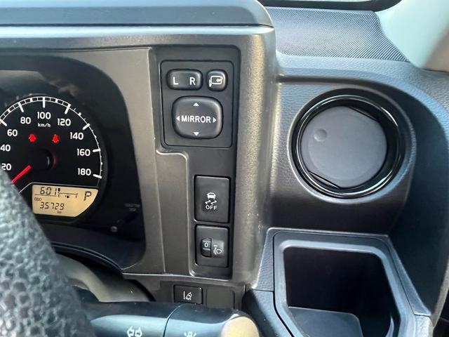 23415568_carP_l_8.jpg