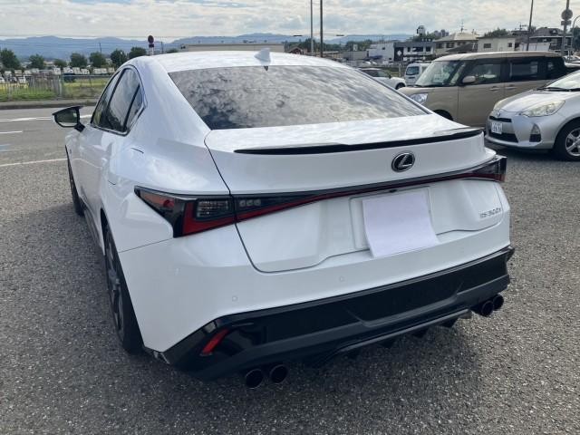 27057569_carP_l_15.jpg