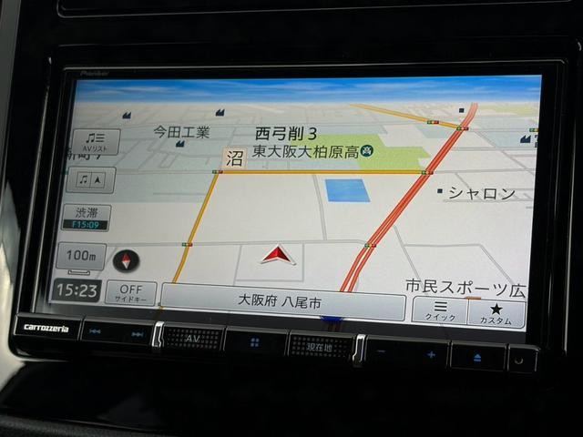 0708795A30260923W00215.jpg
