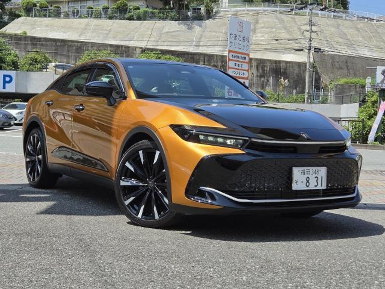 2022 Toyota Crown, photo 1 of 1