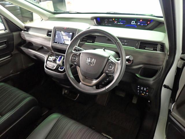 0201190A30260523W00114.jpg