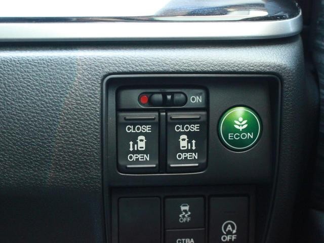 0520029A30260415W02014.jpg