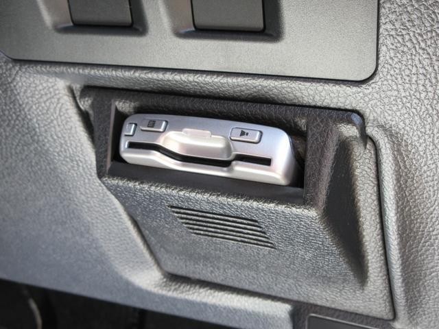 25096241_carP_l_9.jpg