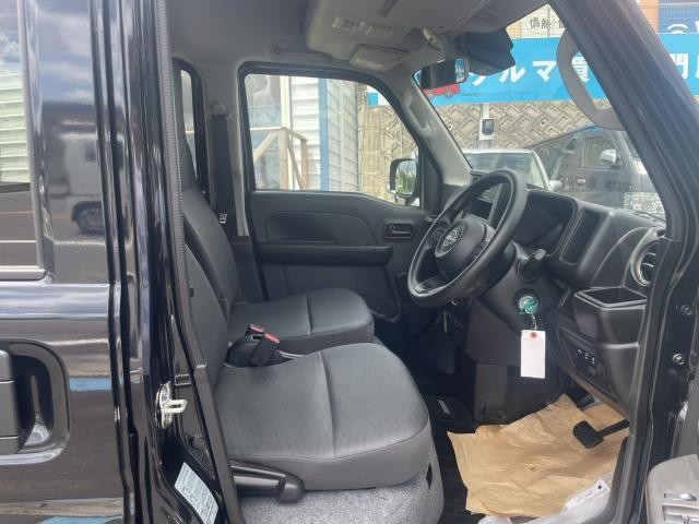 25695142_carP_l_2.jpg