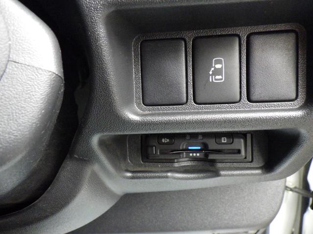 0540208A20260916W00119.jpg