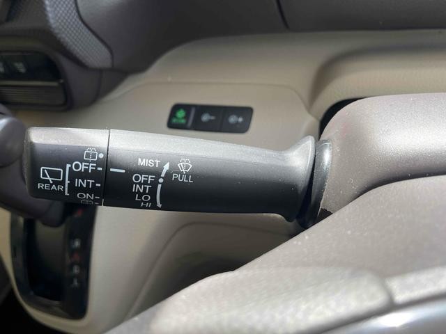 0201924A30260727W00408.jpg