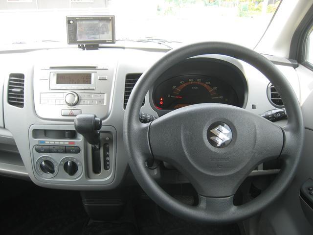 0208874A30260418W00413.jpg