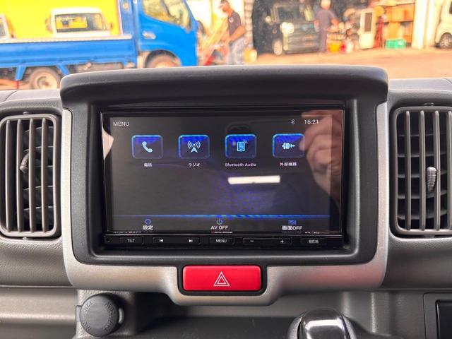 0500411A30260420W00117.jpg