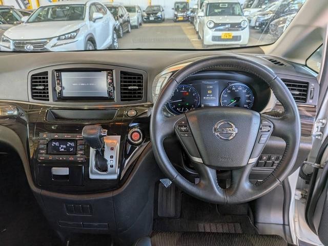 0900710A30261017W00104.jpg