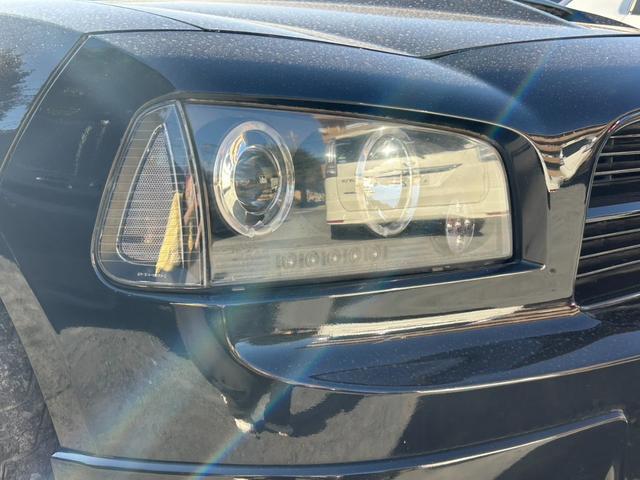 0504841A30251201W00310.jpg