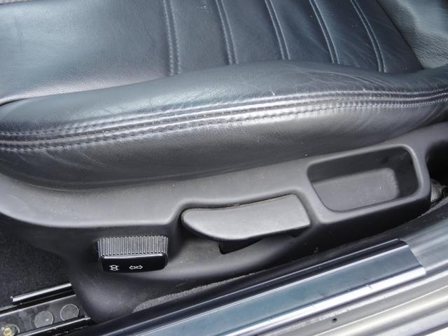 24401930_carP_l_8.jpg