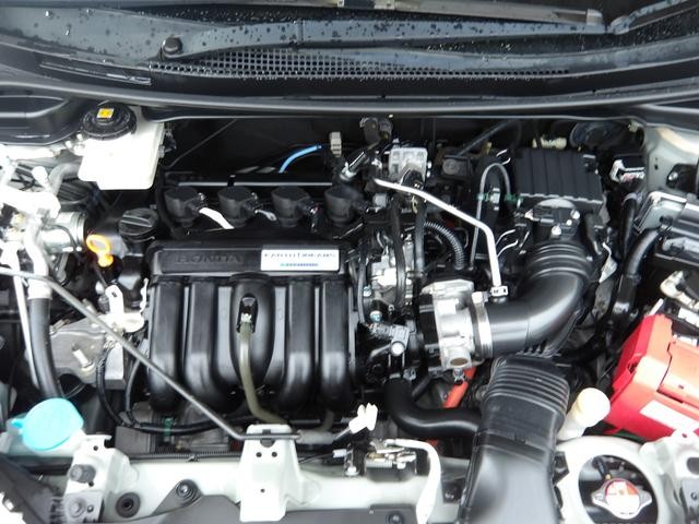 0520536A30260908W00411.jpg