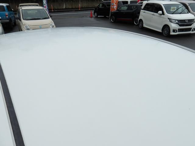 0520536A30260908W00609.jpg