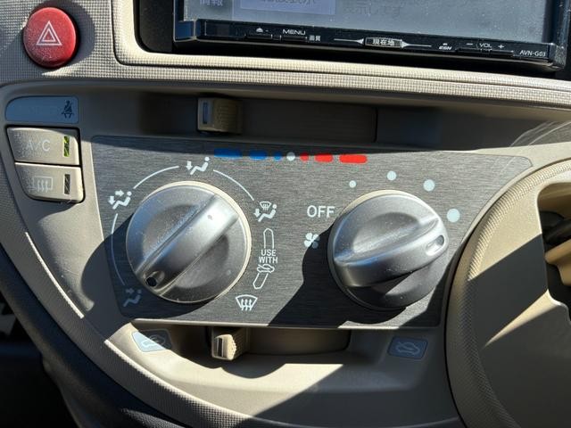 0720096A30260825W00114.jpg