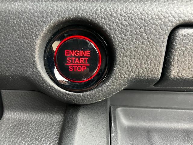 0520054A30260420W00213.jpg