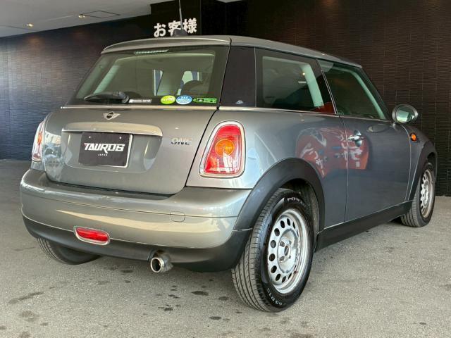 23808870_carP_l_10.jpg