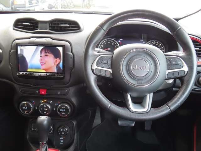 24404112_carP_l_14.jpg