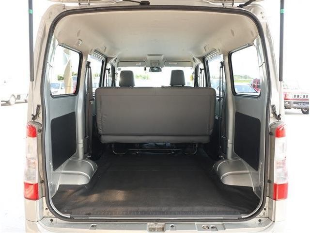25638175_carP_l_16.jpg